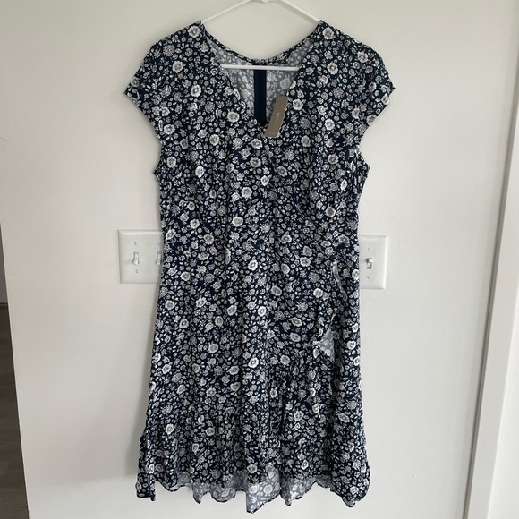 **NWT** Navy JCrew Dress - Picture 4 of 9